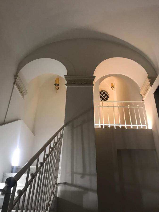 Motta Palace Apartments & Rooms Motta SantʼAnastasia Екстериор снимка