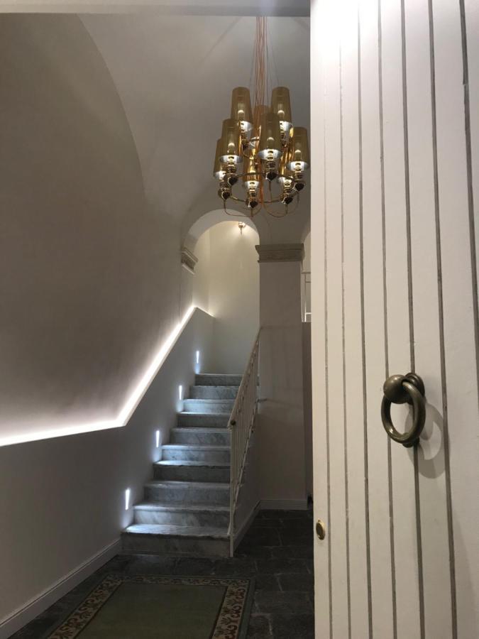 Motta Palace Apartments & Rooms Motta SantʼAnastasia Екстериор снимка