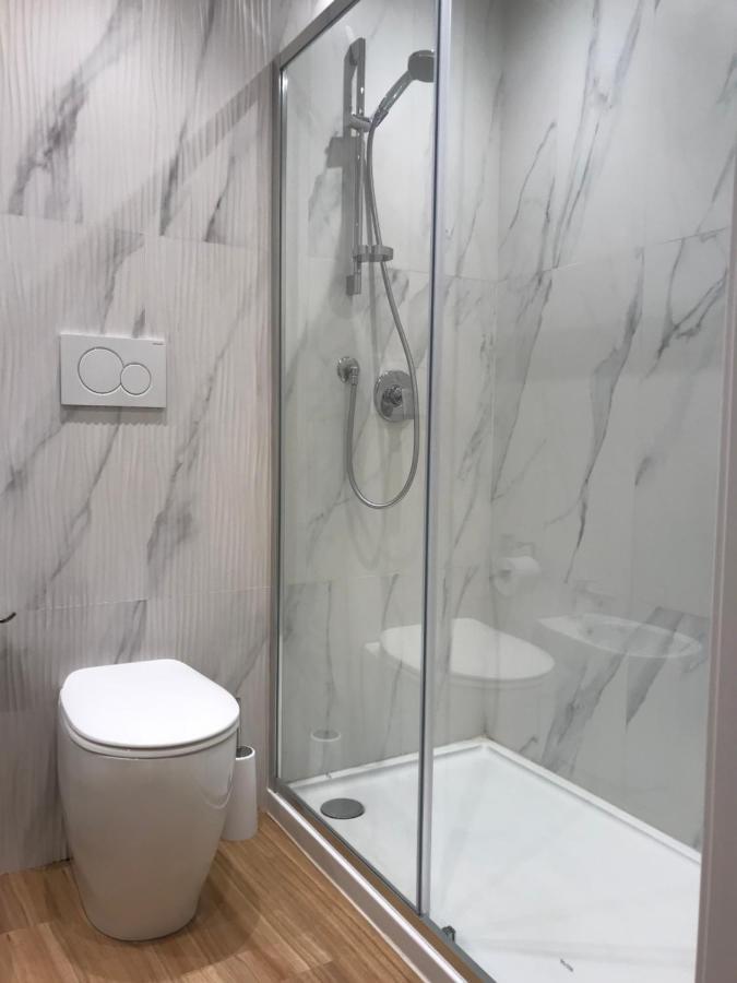 Motta Palace Apartments & Rooms Motta SantʼAnastasia Екстериор снимка